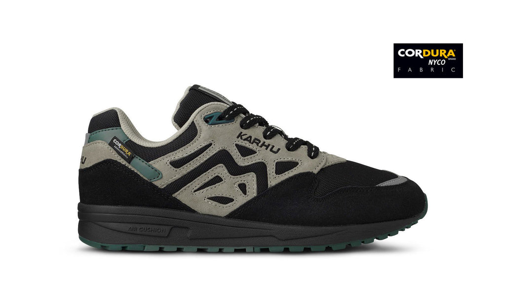 Karhu Legacy 96 Caviar Abbey Stone F806073