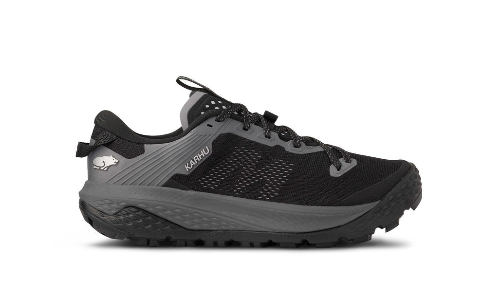 KARHU women's Ikoni trail black running shoe